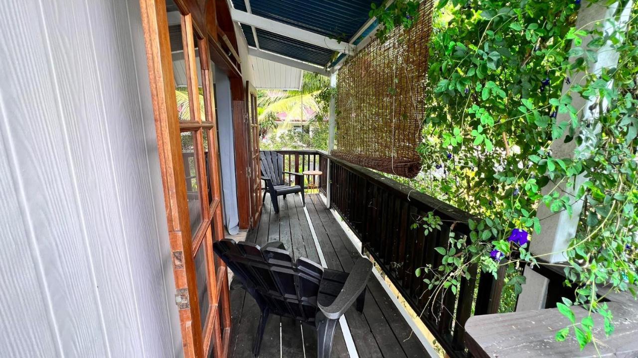 Matatia Lodge Пунауиа Екстериор снимка